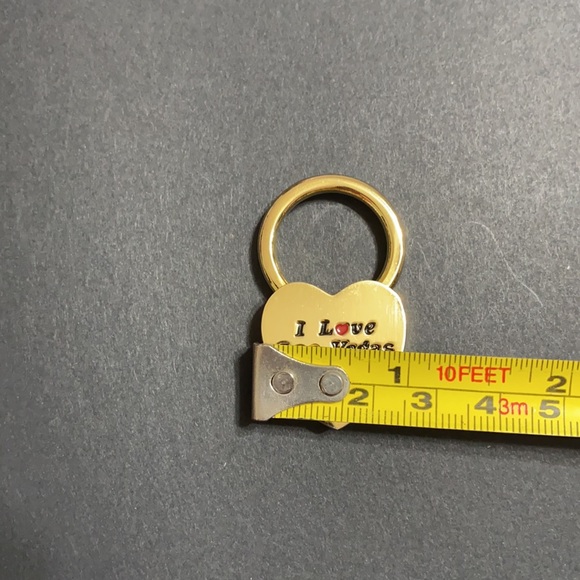 🖤Gold plated💕brass heart keychain - Picture 6 of 8